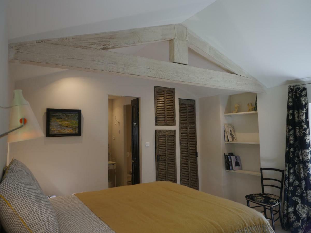 גורדס La Calade, Maison De Village מראה חיצוני תמונה