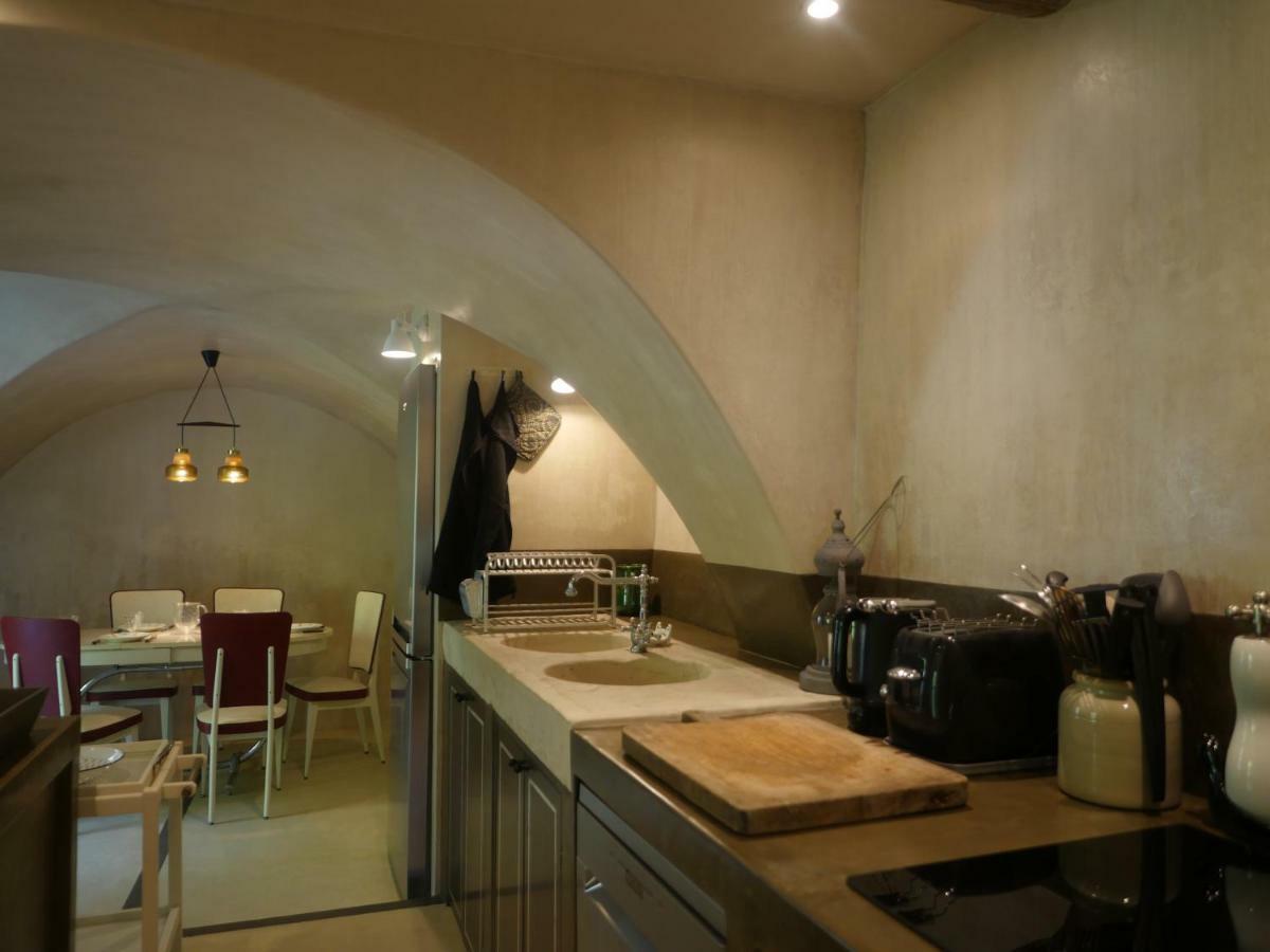 גורדס La Calade, Maison De Village מראה חיצוני תמונה